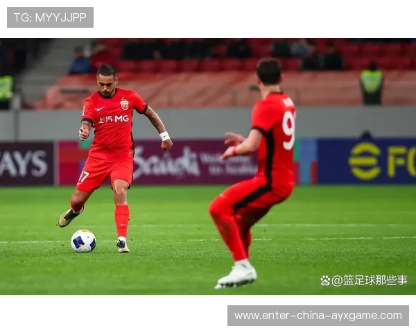 上海海港莱昂纳多中场策动反击：让速度成为胜利信号